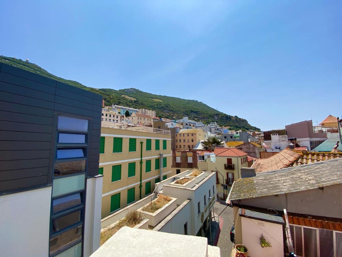 Deluxe City Centre Two Bedroom - Grand Central House Gibraltar Exterior photo